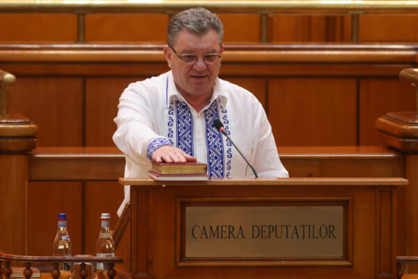 Fake news virale pornite de la o propunere de lege: “Începe prigoana fermierilor”, “pușcărie pentru că ai săpat o fântână în curtea ta”, “contor pe apa din fântână”, “închisoare pentru apa de ploaie”, “sigilarea fântânilor” 3 ID255420 INQUAM PHOTOS GEORGE CALIN