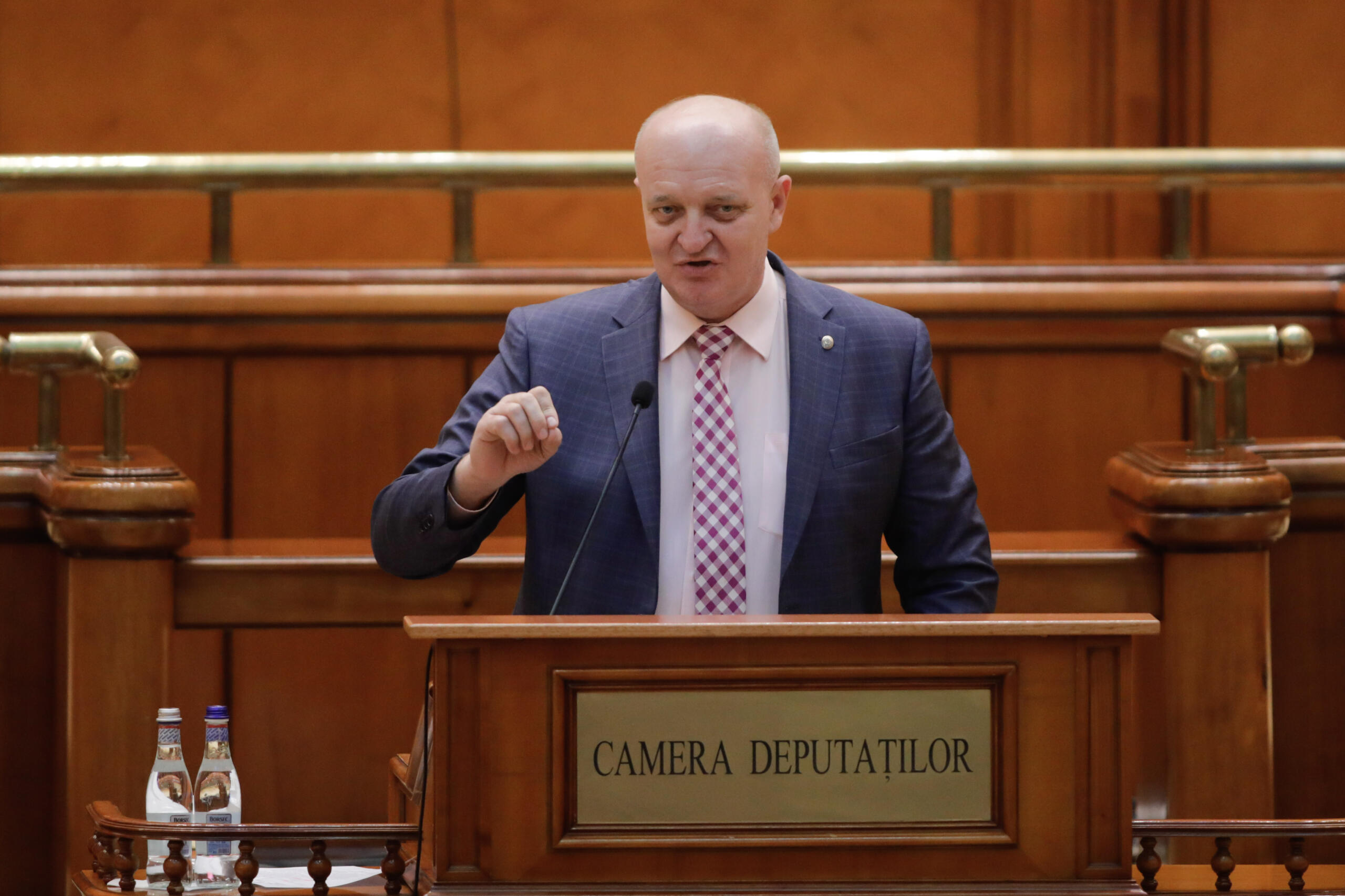 SECRETELE MINERALELOR CRITICE. Un proiect de lege pro-minerit reia reguli controversate din legea Roșia Montană, fără aprobarea guvernului și premierului 3 ilie toma ID113853 INQUAM PHOTOS GEORGE CALIN scaled